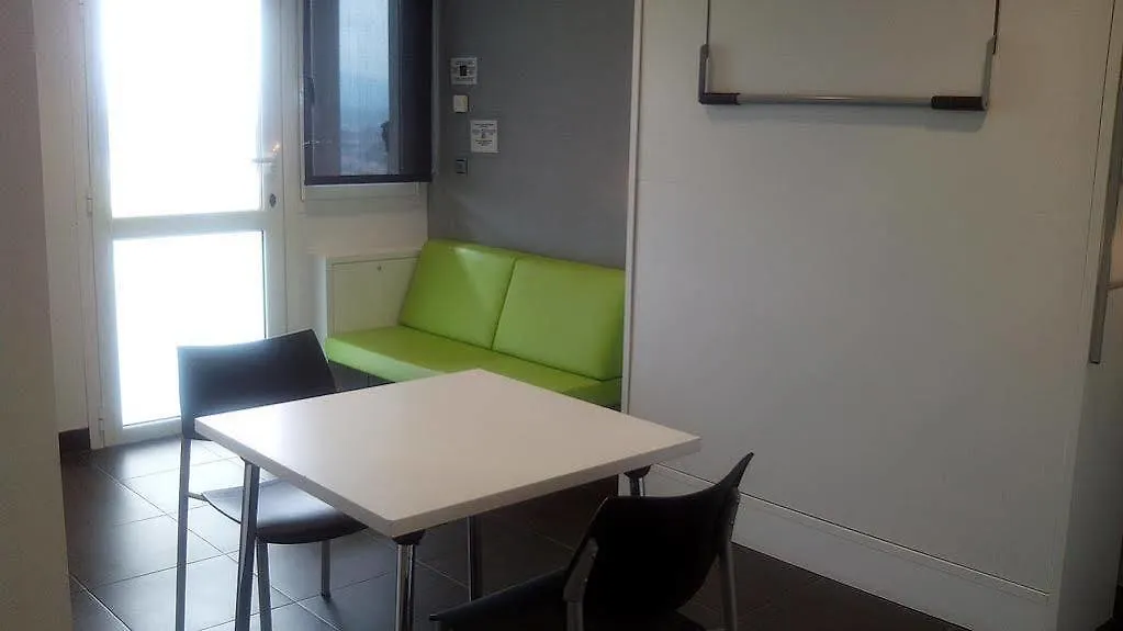 Albergue Juvenil Ulia San Sebastian Hotel