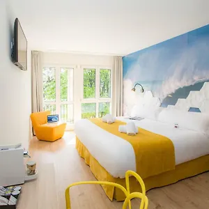 Casual De Olas Hotel